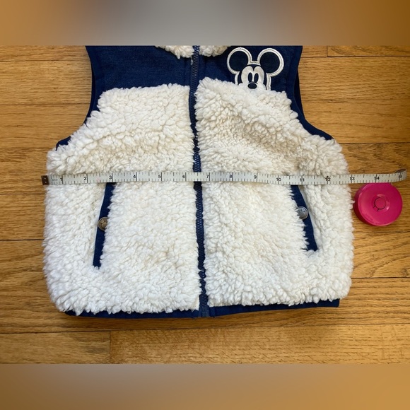 Disney Toddler - Sherpa Fleece Vest & hood with ears - Size 18M - Mickey Mouse - Picture 6 of 11